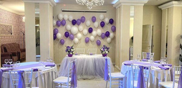 ПРАЗ-Д-НИК. Маленький банкетный зал