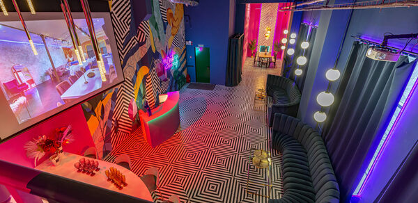 Лофт Май. Зал Мира