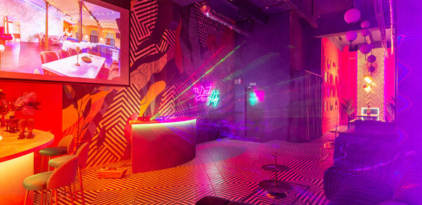 Лофт Май. Зал Мира