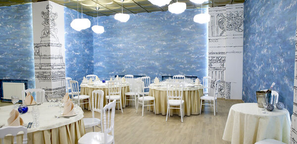 Аист. Банкетный зал с ярким дизайном