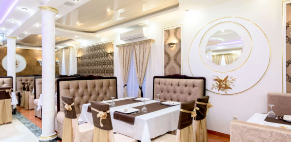 Виноград. Банкетный зал с террасой 