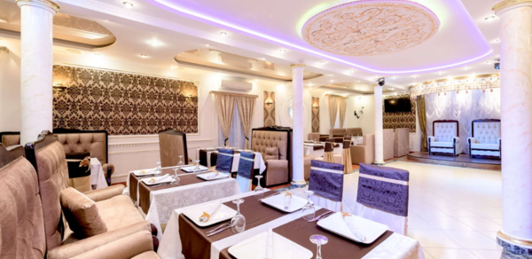 Виноград. Банкетный зал с террасой 