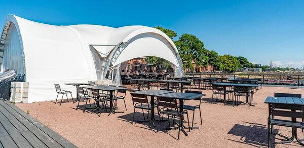 Шатер в Кронштадте с видом на Финский залив