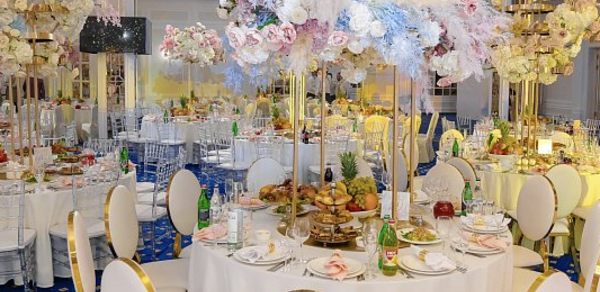 Принц Парк Отель. Большой светлый банкетный зал