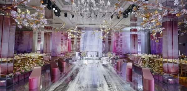 Imperial Plaza. Банкетный зал с панорамными окнами