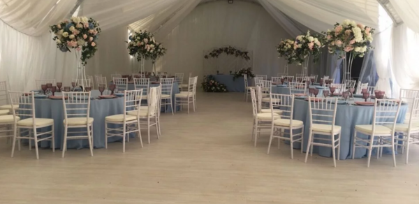 Березы парк. Банкетный зал в загородном комплексе