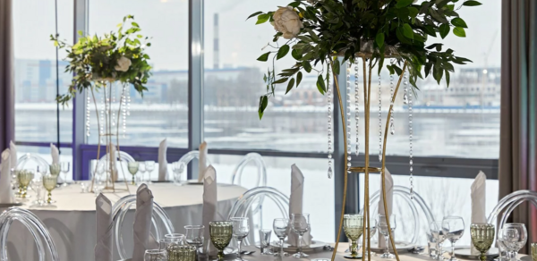 Нева Панорама. Банкетный зал с панорамными окнами