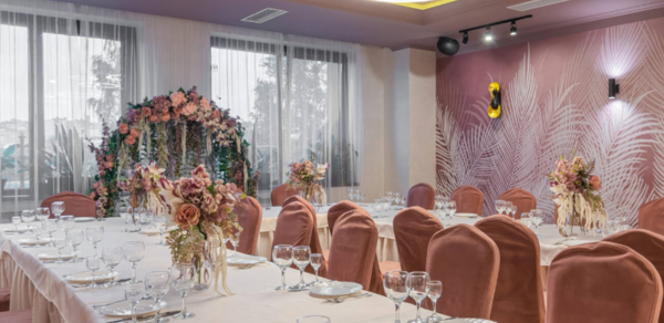 Наш. Банкетный зал в нежных оттенках