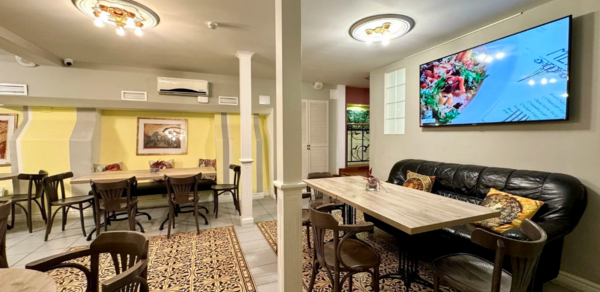 Андеграунд. Банкетный зал в светлых тонах