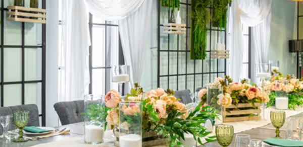 Хали Гали. Банкетный зал с зеленью