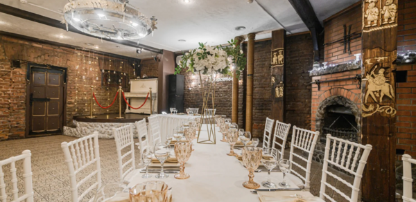 Кирочный двор. Банкетный зал в стиле лофт