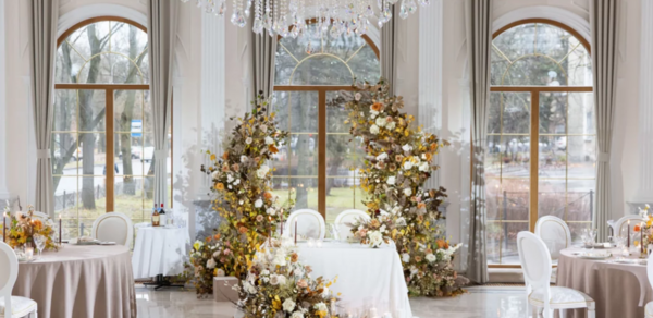 Romanoff's. Современный банкетный зал