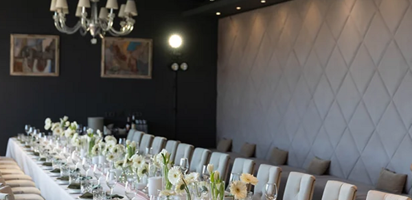  Royal Beach. Банкетный зал с камином 