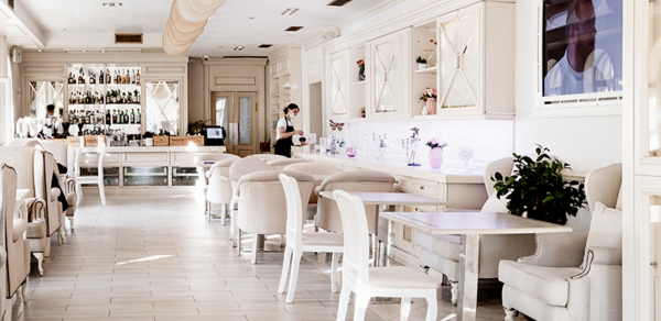 Банкетный зал в ресторане "Белый"