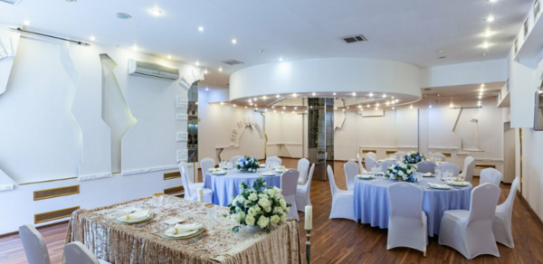 Casa De Gusto. Просторный банкетный зал