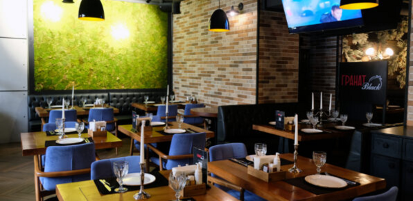 Гранат Black Кафе. Банкетный зал с баром