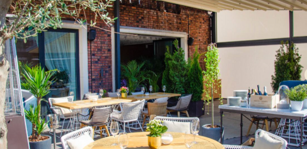 OXUS. Летняя веранда для банкетов