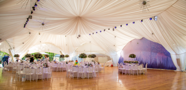 Мореман. Шатер для банкетов в яхт-клубе