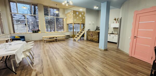 Просторный лофт для семейных мероприятий