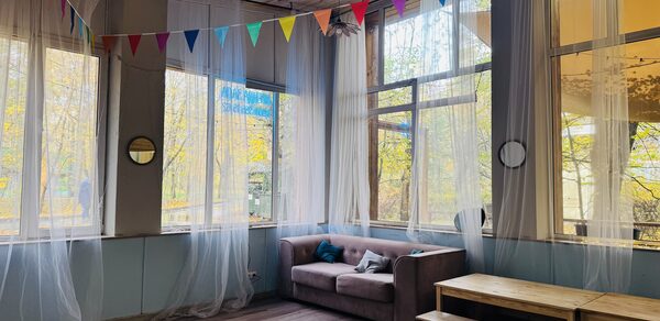 Просторный лофт для семейных мероприятий