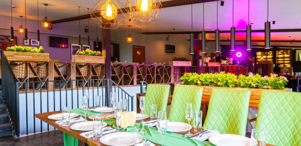 Shale. Двухуровневый банкетный зал