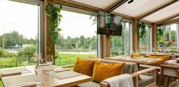 Gostь. Банкетный зал в мягких тонах