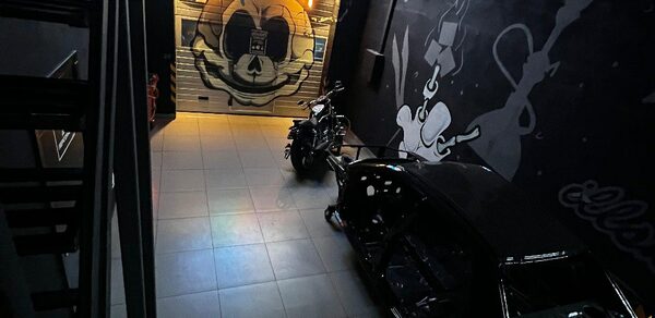 ILLSKILL LOUNGE (ИЛЛСКИЛЛ ЛАУНЖ). Яркое пространство для вашего мероприятия