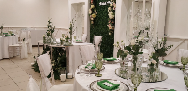 Кантри. Цветочный банкетный зал