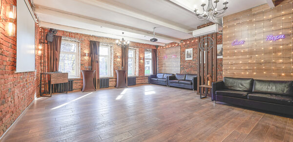 Loft Lodge 10. Дизайнерская площадка