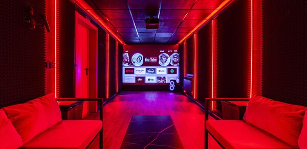 Лофт-зал на 12 человек в центре