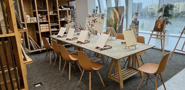 Огороженная художественная лофт-студия