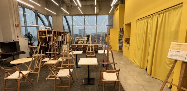 Художественная лофт-студия под закрытие