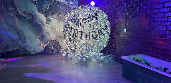 Брутальный лофт с крыльями, как в Дубае