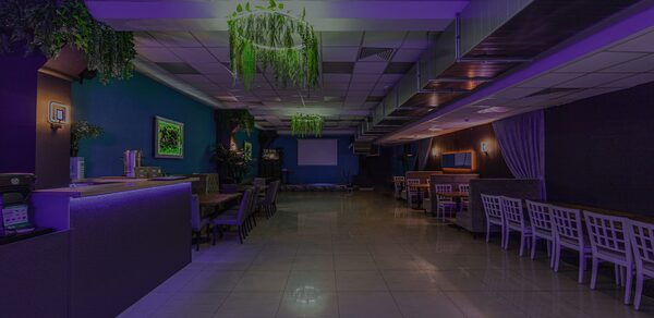 Просторный лофт со сценой и фотозонами