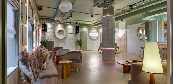 Лофт Май. Зал Октябрь в центре города