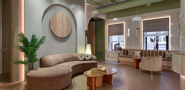 Лофт Май. Зал Октябрь в центре города