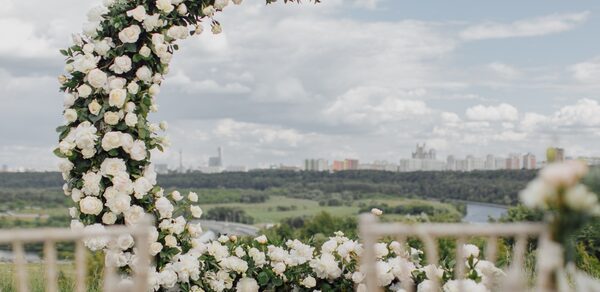 Apple Hill (Эппл Хилл). Банкетный зал с зеленой зоной