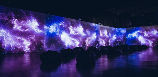 ЛюмьерХолл. Мультимидийное пространство