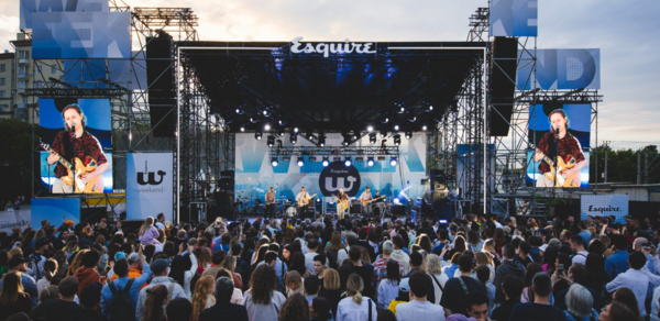 Пространство со сценой на Хлебозаводе