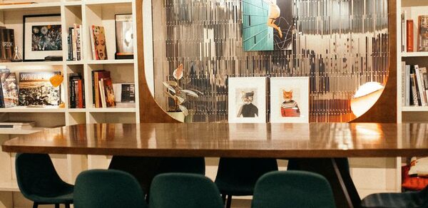 Shortlist Books & Spirits. Банкетный зал