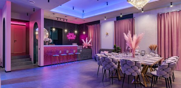 Лофт-зал с дизайнерской отделкой