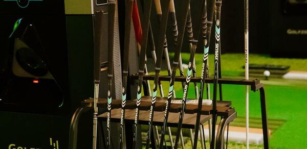 Лофт для мероприятий с гольф-симулятором