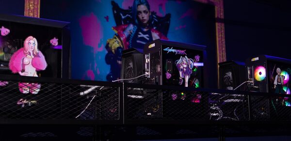 Кибер-лофт с консолями, рулями, VR и ПК