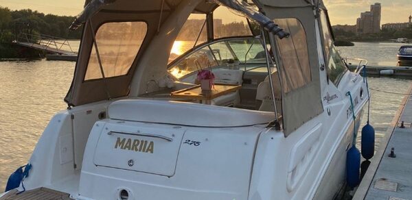 Каютный круизный катер на 6 мест