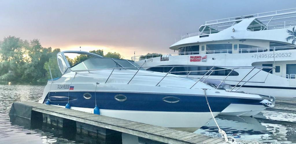 Круизный катер с каютой на 7 человек
