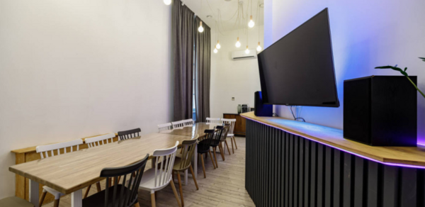 Engage VR Светлый лофт с верандой на ВДНХ