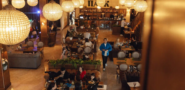 The Park. Двухуровневый банкетный зал