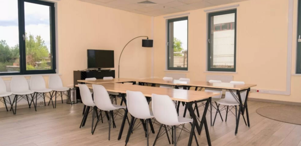 Просторный зал трансформер в отеле VALO (Вало)