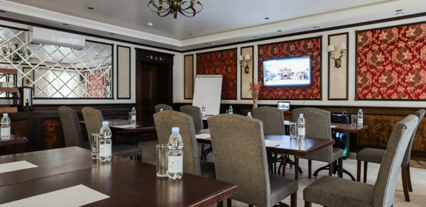 Небольшой конференц-зал в отеле "Привелегия"