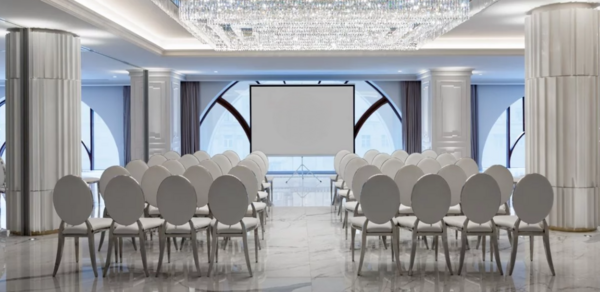 Конференц-зал с уникальным интерьером